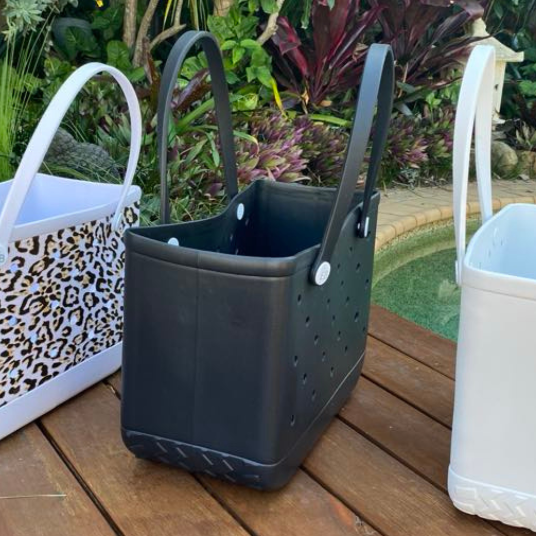 Black Essential Bag
